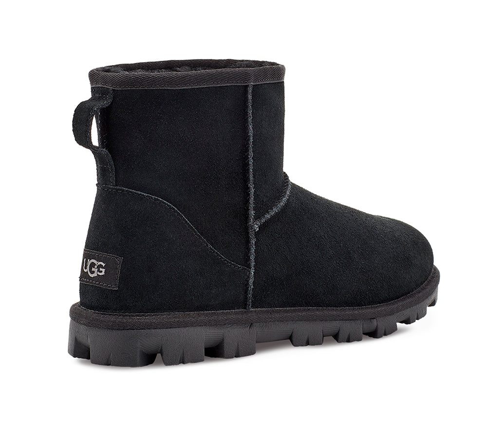 UGG® UGG Boots Essential Mini UGG