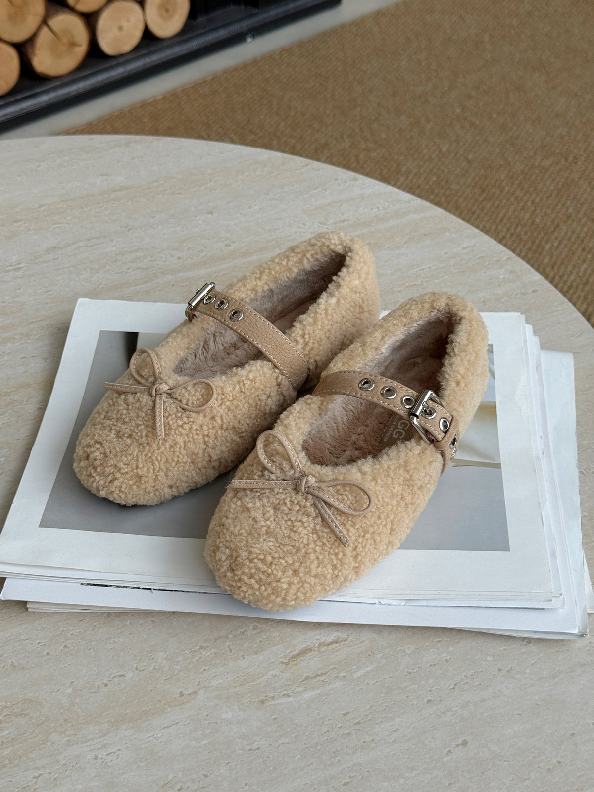 AUSTRALIAN SHEPHERD® Kids UGG Slippers Bouclé Wool Melie Curl