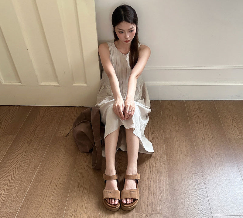 EVERAU® Women Adjustable Hook and Loop Slingback Summer Sandals Carla